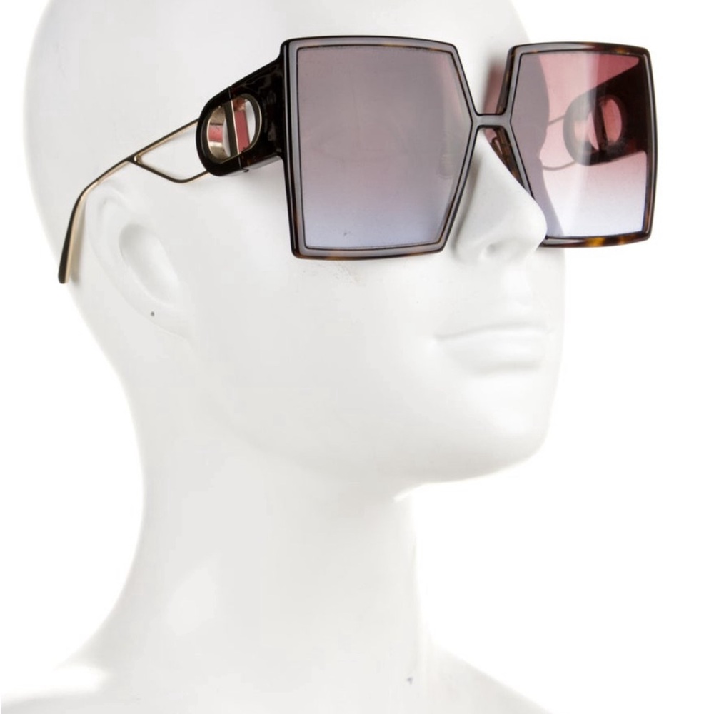 Christian Dior 30 Montaigne Sunglasses